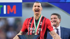 Zlatan Ibrahimović slaví zisk italského titulu