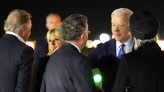 Prezident Biden v dorazil do Londýna v sobotu v pozdních večerních hodinách