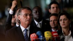 Jair Bolsonaro poprvé vystoupil na veřejnosti od své porážky v nedělních prezidentských volbách