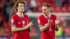 Alex Král (vlevo) v reprezentačním dresu
