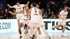 Němečtí basketbalisté slaví historicky první triumf ve finále mistrovství světa