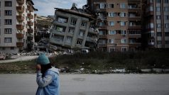 Poškozené budovy v turecké Antakyi v provincii Hatay rok po zemětřesení