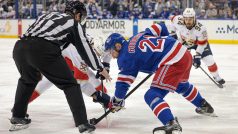 Centr čtvrté formace Rangers Barclay Goodrow rozhodl o vítězství New Yorku