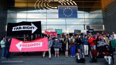 Protesty před Evropským parlamentem
