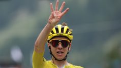 Tadej Pogačar slaví čtvrté etapové vítězství na letošní Tour de France