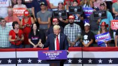 Donald Trump na volebním mítinku ve městě Grand Rapids ve státě Michigan