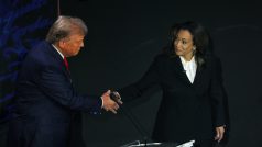 Kamala Harrisová a Donald Trump se poprvé utkali v prezidentské debatě