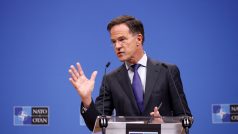 Generální tajemník NATO Mark Rutte na tiskové konferenci v sídle aliance v Bruselu 4. prosince 2024