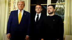 Trump, Macron a Zelenskyj se v Paříži sešli ke třístranným rozhovorům