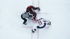 Hokejisté Caroliny Hurricanes porazili Columbus Blue Jackets 4:1