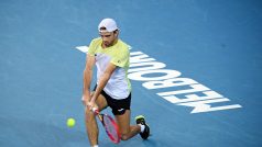 Tenista Tomáš Macháč postoupil do druhého kola na Australian Open