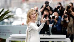 Aňa Geislerová během fotografování filmu Karavana v soutěži v kategorii Un Certain Regard na 78. ročníku filmového festivalu v Cannes 22. května 2025