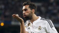 Álvaro Arbeloa, obránce Realu Madrid, slaví gól proti Almeríe