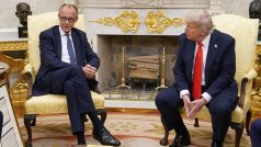 Prezident USA Donald Trump a německý kancléř Friedricha Merze v Oválné pracovně Bílého domu ve Washingtonu 5. června 2025