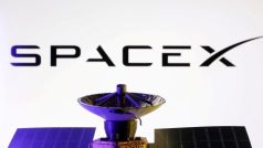Model družice Starlink od společnosti SpaceX (ilustrační foto)