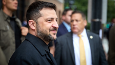 Ukrajinský prezident Volodymyr Zelenskyj před setkáním s evropskými lídry a americkým prezidentem Donaldem Trumpem v Bílém domě