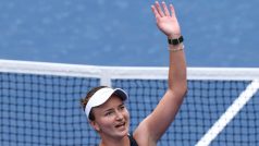 Barbora Krejčíková slaví postup do čtvrtfinále dvouhry na US Open, poté co zdolala Taylor Townsendovou