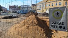 Krupka na Teplicku: Oprava Mariánského náměstí se protahuje