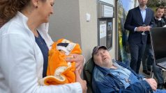 Ludvík Hess a otevírání babyboxu v Praze Podolí v březnu 2024