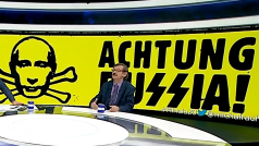 Nápis &quot;Achtung RuSSia&quot; v pořadu Polské televize Minęła 20