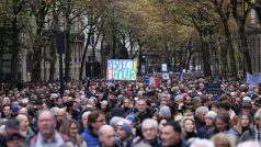 Demonstrace proti antisemitismu v Paříži