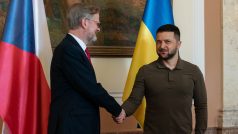 Petr Fiala a Volodymyr Zelenskyj ve Strakově akademii, sídle vlády