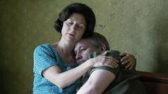 Martha Issová a Marek Taclík ve filmu Dukla 61