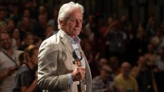 Michael Douglas se staronovou festivalovou cenou