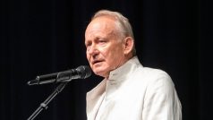 Švédský herec Stellan Skarsgard uvedl českou předpremiéru v Cannes oceněného snímku Citová hodnota