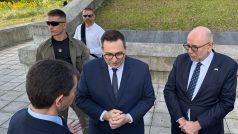 Ministr zahraničí Jan Lipavský na návštěvě Ukrajiny v Kalynivce u Zborova