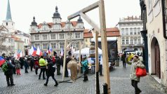 Šibenice u sněmovny 1. 2. 2022