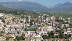 Pohled na město Gjirokastra