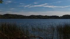 Vulkán pod Laacher See v Německu je stále aktivní