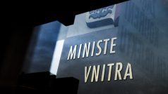 Ministerstvo vnitra chce zadat zakázku na vysílačky pro záchranáře bez soutěže stávajícímu dodavateli