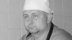 Lékař Sergej Maximišin, který se v omské nemocnici staral o ruského opozičního politika Alexeje Navalného, náhle zemřel