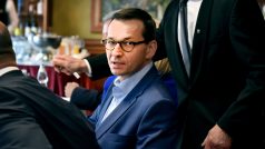 Mateusz Morawiecki při jednání s Andrejem Babišem, Karlovy Vary