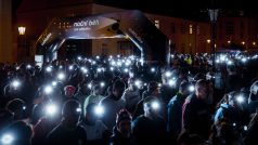 Každý krok, každý uběhnutý metr pomáhá rozsvítit život lidem se zrakovým postižením, řekl Váňa