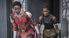 Lupita Nyong&#039;o a Letitia Wrightová ve filmu Black Panther