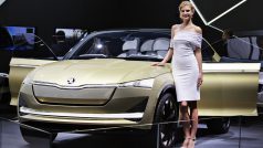 Ve Frankfurtu nad Mohanem pokračoval 13. září mezinárodní autosalon. Na snímku je studie elektromobilu Škoda Vision E.