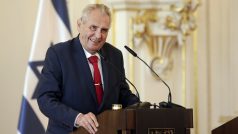 Prezident Miloš Zeman přednáší projev na oslavách 70 let od vzniku Izraele na Pražském hradě.