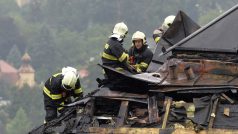 Někdejší Krejčířovu vilu zachvátil požár. Předběžná škoda je zhruba pět milionů korun