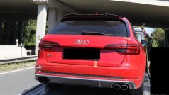 Ukradené audi z Liberecka na odtahovém voze