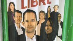 Plakát levicového hnutí Génération.s a jeho lídr Benoit Hamon.