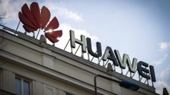 Před výrobky čínské firmy Huawei varoval loni v prosinci Národní úřad pro kybernetickou a informační bezpečnost