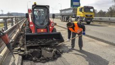 Oprava silnice u Bohumína (ilustrační foto)