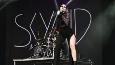 Zpěvačka skupiny Skynd na snímku z roku 2022