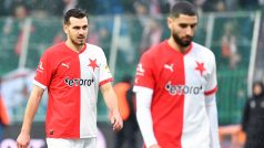 Fotbalisté Slavie Taras Kačaraba a Aiham Ousou