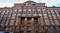 Budova krajského úřad Plzeňského kraje ve Škroupově ulici v Plzni