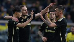 Fotbalisté Sparty zvítězili na hřišti druholigové Opavy 2:0 a potřetí za sebou postoupili do finále domácího poháru