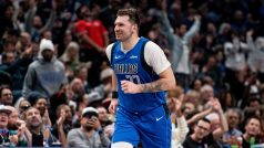 Slovinský rozehrávač Luka Dončić v dresu Dallasu Mavericks